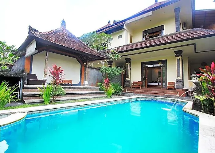 Suara Sidhi Bali ホテル 3*