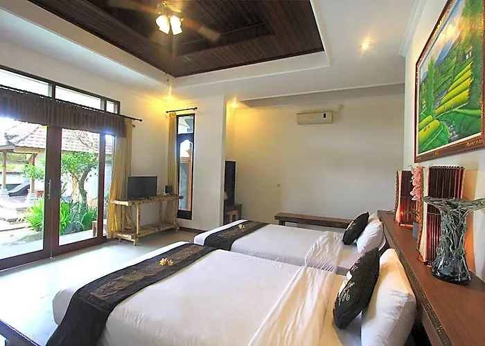 Suara Sidhi Bali ホテル 3*