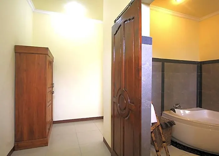 Suara Sidhi Bali 3*