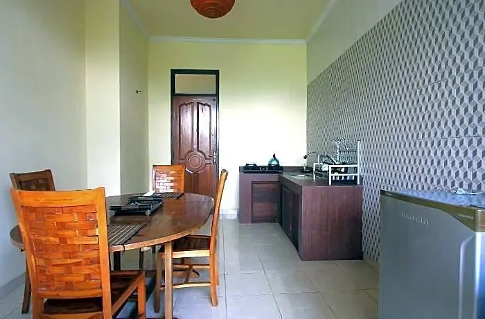 Suara Sidhi Bali ホテル 3*